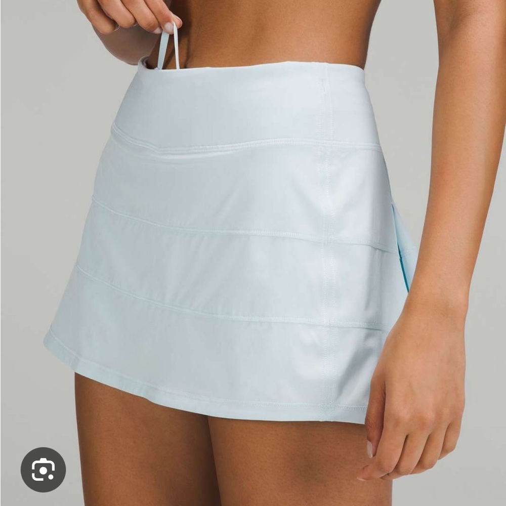 Lulu powder blue Pace Rival Mid-Rise Skirt